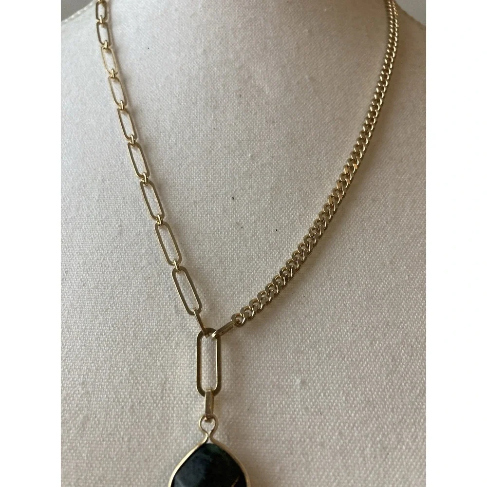 Gold Tone Asymmetrical Paperclip Curb Chain‎ Green Stone Teardrop Necklace